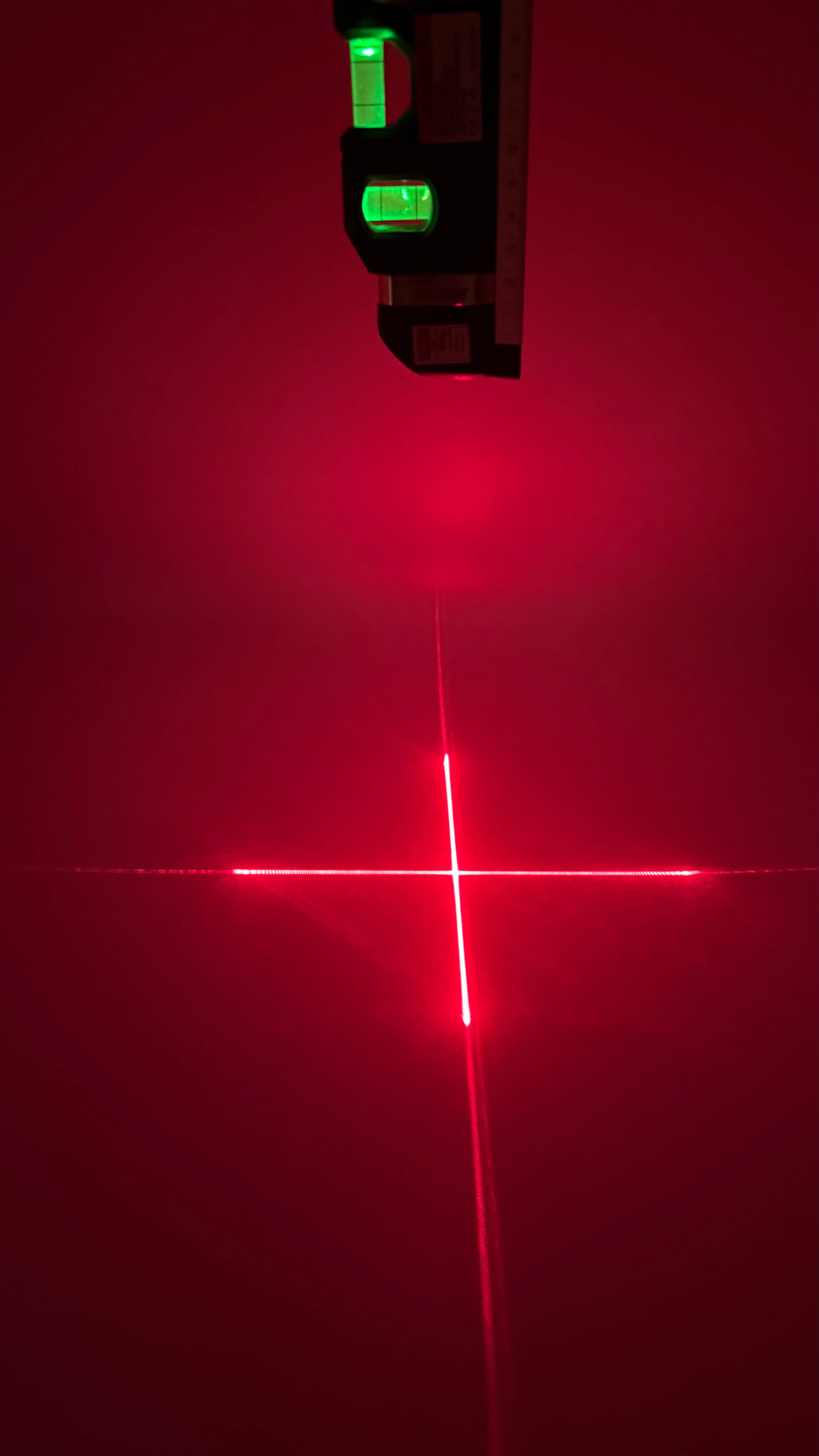 Multifunctional 4-Line Laser Level with Tape Measure – Precision Measurement & Alignment Tool